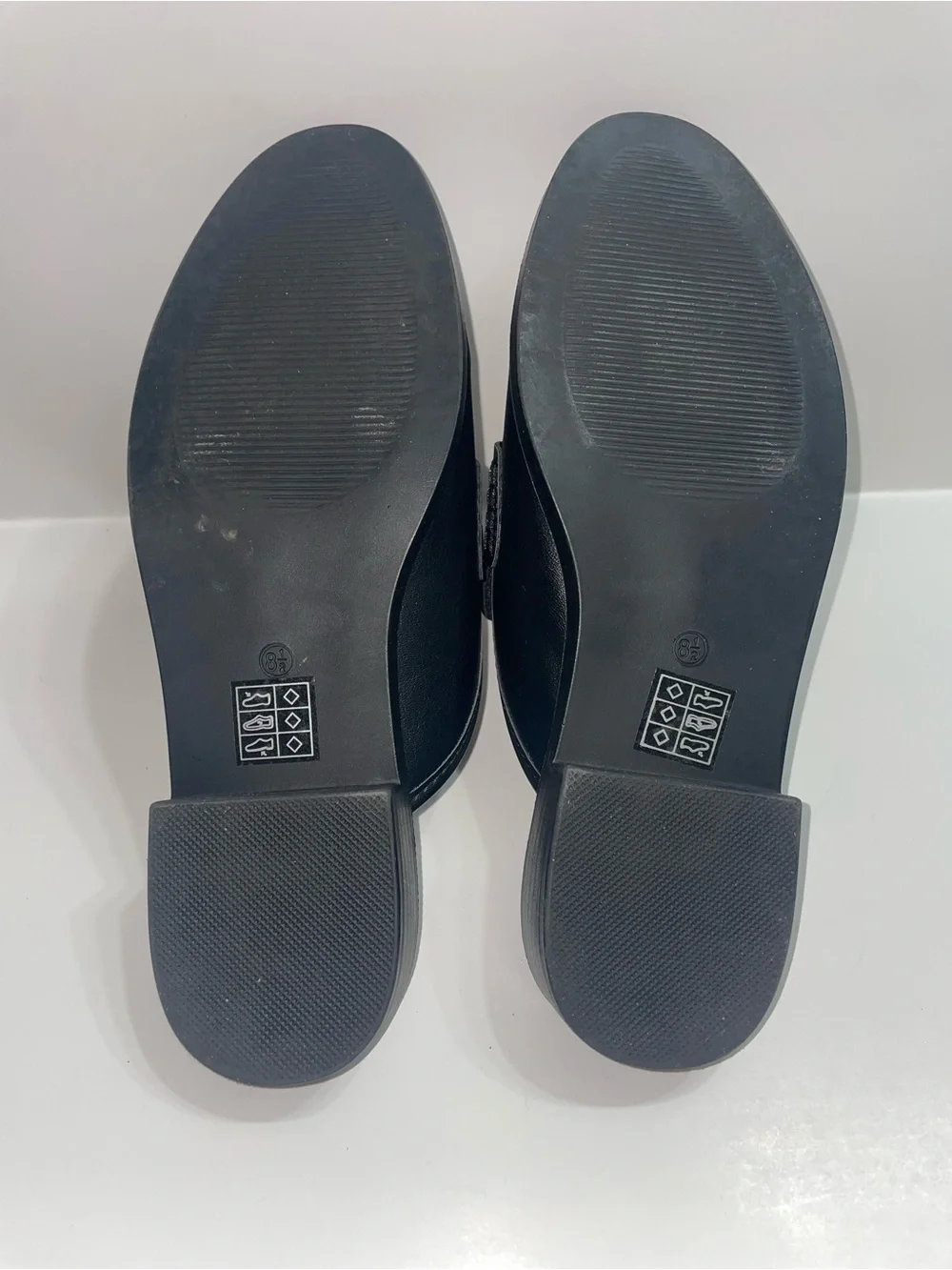 Catherine Malandrino Black Slip-On Fux Leather Loafers Women’s Size 8 1/2